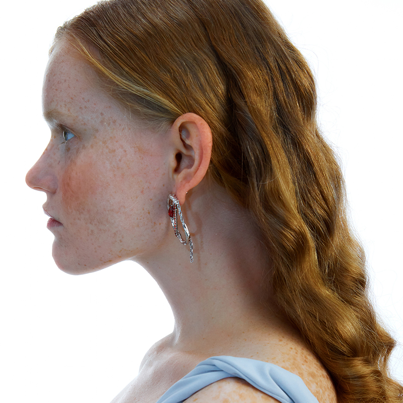 oinicio_office's tweet image. Silver Plated Platinum Water Drop Tassel Earrings
You are more romantic and more free in the hot summer 📷
#oinicio #jewelrydesign #TrendingHot  #earrings #jewellery