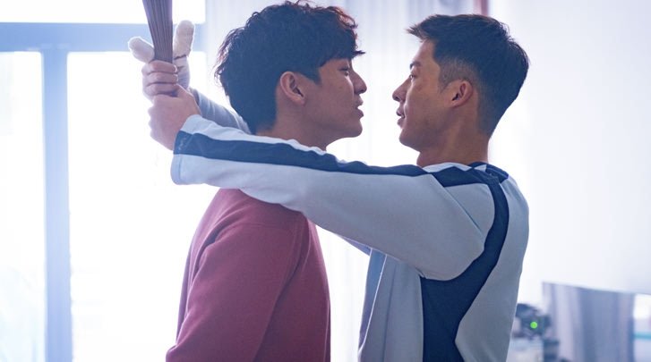 Fu6Y6's tweet image. 인간과 귀신의 공조수사라는 것부터 벌써 흥미롭고 기대되는 포인트❗️ 스토리가 어떻게 전개되면서 허광한이 수사를 할지, 그리고 임백굉과의 브로맨스 케미까지‼️ 너무나도 기대가 되는 메마데바👊❤️‍🔥 5월 17일 꼭 개봉하자마자 달려갑니다🙈

#메리마이데드바디
#MMDB #메마데바_CGV기대평