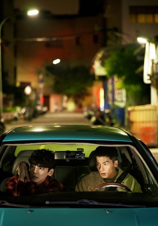 Fu6Y6's tweet image. 인간과 귀신의 공조수사라는 것부터 벌써 흥미롭고 기대되는 포인트❗️ 스토리가 어떻게 전개되면서 허광한이 수사를 할지, 그리고 임백굉과의 브로맨스 케미까지‼️ 너무나도 기대가 되는 메마데바👊❤️‍🔥 5월 17일 꼭 개봉하자마자 달려갑니다🙈

#메리마이데드바디
#MMDB #메마데바_CGV기대평