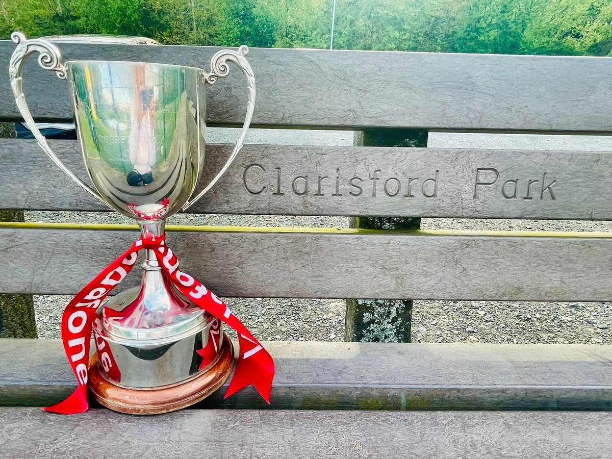 Great to have <a href="/MunsterWomen/">Munster Womens Rugby</a> players Stephanie Carroll and Geena Behan down on Friday evening to close out our U12 Girls season. Delighted they brought the Interprovincial Trophy with them too! #MunsterStartsHere #munsterrugby <a href="/Munsterrugby/">Munster Rugby</a>