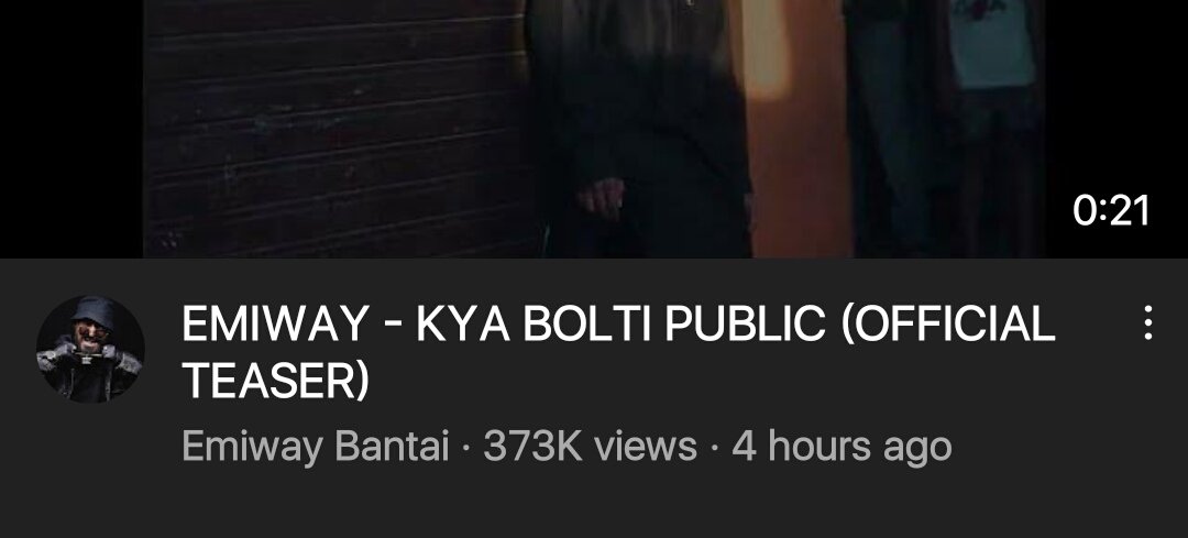 rapgodemiway's tweet photo. 4) Kya bolti public 🤧 https://t.co/7B9OIYoEfx