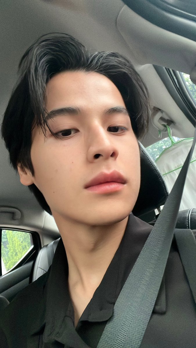 Tpkkrubs's tweet photo. Gloomy Sunday 🌦️ https://t.co/LfMkTokpAa
