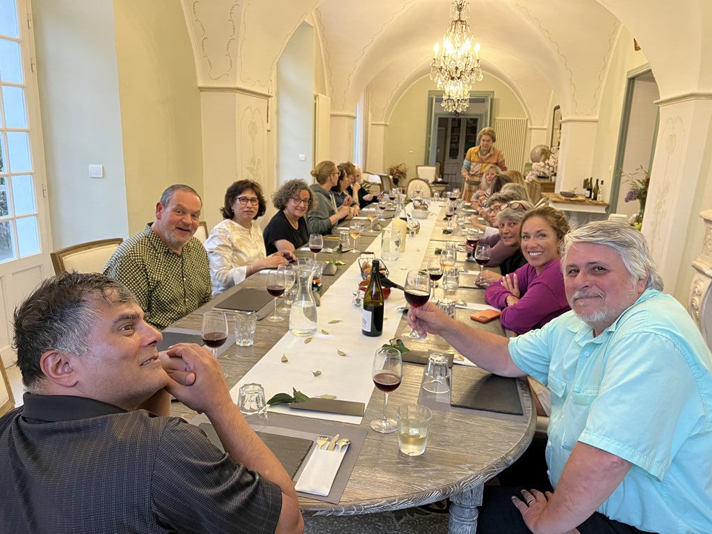 BTomoffCPA's tweet photo. This. Happened. ๐คฏโ๏ธ๐
A writers retreat in Southern France with 18 fellow caring, kind, and generous humans!
#WritingInCommunity #Kindness #WhatInspiresMe #HelpingOthers #PersonalDevelopment
@ttomoff @tiltthefuture #TwinzTalk https://t.co/pp47YBa9wY