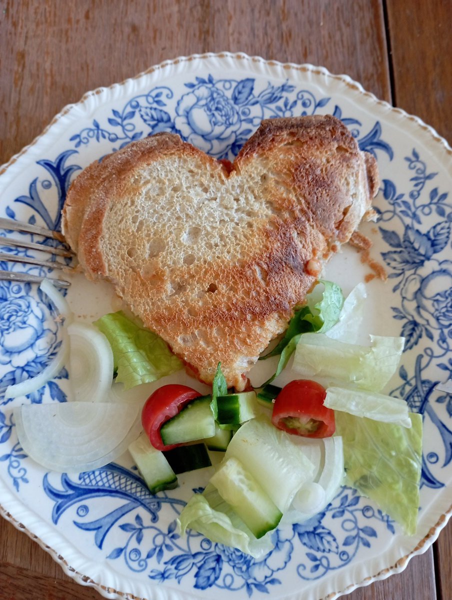 Omg borde öppna café