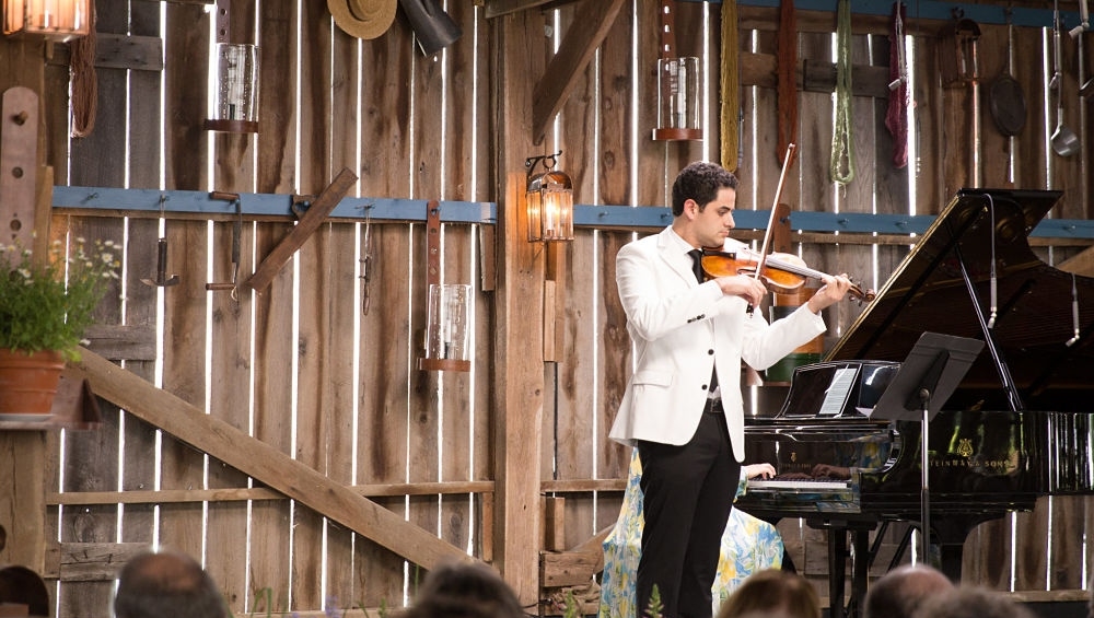 Your chance to see musicians from Lincoln Center is here! Spend May 26-28 with New York’s #ChamberMusicSociety of #LincolnCenter as they perform in the Meadowview Barn at #ShakerVillageKY⁠
⁠l8r.it/idjv

#WeAreBaird #CommunityTrustBank #46Solutions