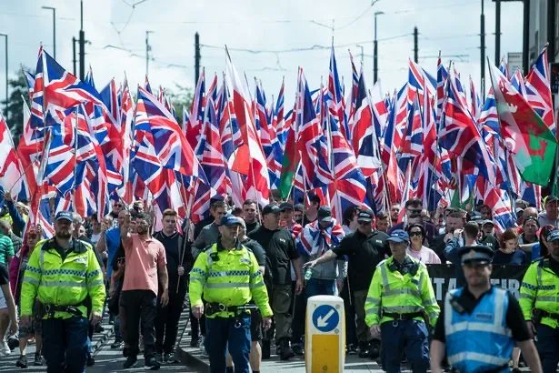 PaulGolding's tweet photo. Should Britain First hold a national protest against illegal immigration? Maybe at Skegness, or Dover? 💪🇬🇧 https://t.co/EzhfQNPgQP