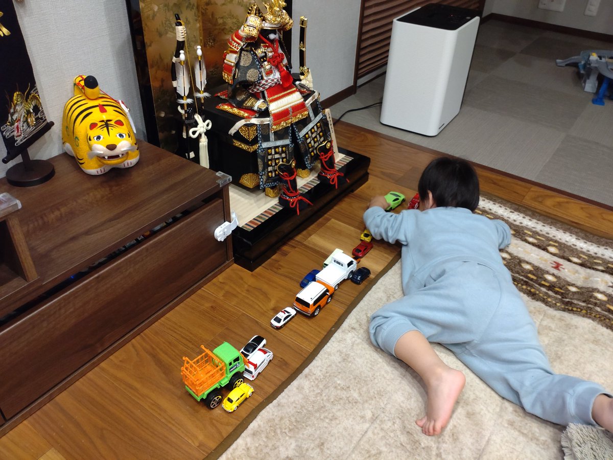 B2Revolutionary's tweet photo. 大型連休渋滞発生中！ https://t.co/YhZBcz7GNo