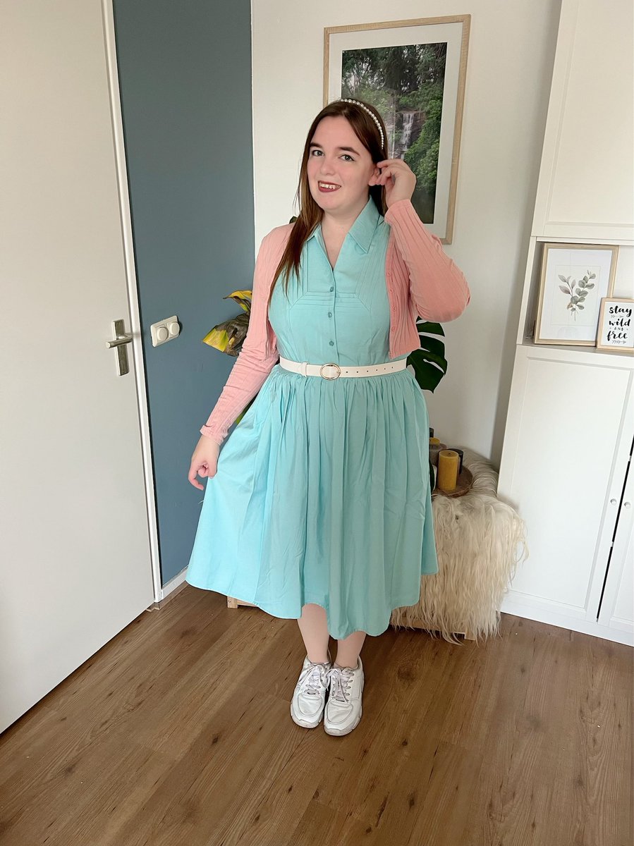 Outfitje voor een middagje Efteling 🥰 Het is echt heerlijk weer!