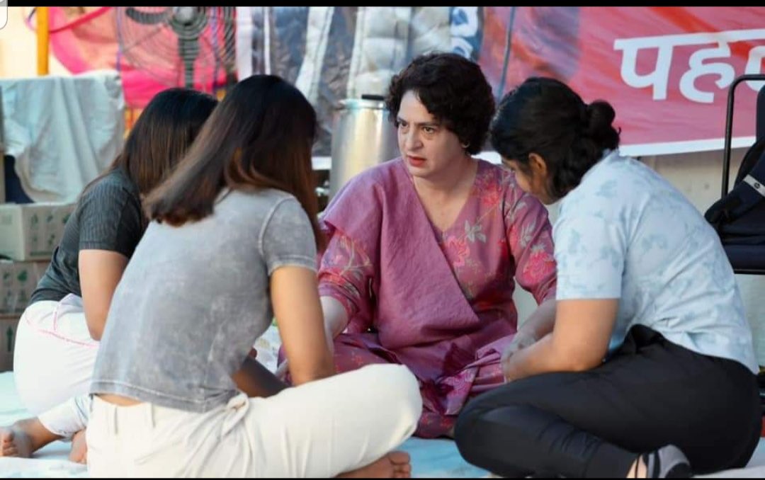 Archana Gautam (@archanagautamm) on Twitter photo जंतर मंतर पर बैठी हुई देश की बेटियों का मैं समर्थन करती हूं और प्रियंका दीदी <a href="/priyankagandhi/">Priyanka Gandhi Vadra</a> के समर्थन करने की सराहना करती हूं परंतु अपने पी ए संदीप सिंह पर मेरा संज्ञान ले 🙏🏻🙏🏻🙏🏻
<a href="/RahulGandhi/">Rahul Gandhi</a> , <a href="/kharge/">Mallikarjun Kharge</a> जंतर मंतर पर बैठी हुई देश की बेटियों का मैं समर्थन करती हूं और प्रियंका दीदी <a href="/priyankagandhi/">Priyanka Gandhi Vadra</a> के समर्थन करने की सराहना करती हूं परंतु अपने पी ए संदीप सिंह पर मेरा संज्ञान ले 🙏🏻🙏🏻🙏🏻
<a href="/RahulGandhi/">Rahul Gandhi</a> , <a href="/kharge/">Mallikarjun Kharge</a>