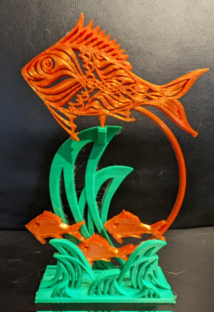 AtshdD's tweet photo. Swimming with the fishes. Model by @3DPrintBunny 

#3Dprinting #3dart #3DModel #filamentprinting #plaprinting #fdm #printingfun https://t.co/d2K0ED4bIC