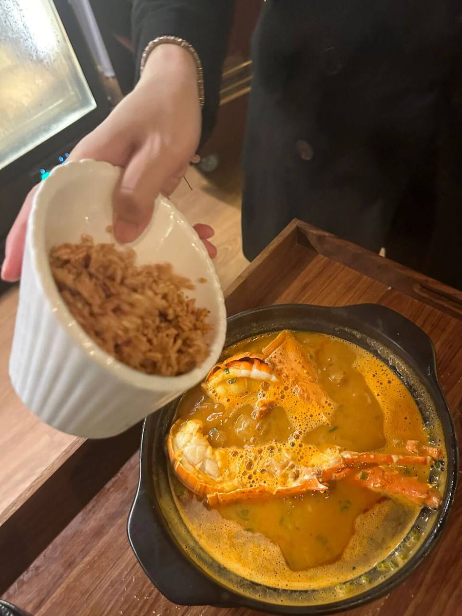 perrychen03's tweet photo. enjoy the holiday enjoy the food https://t.co/sUGAO1oTSd