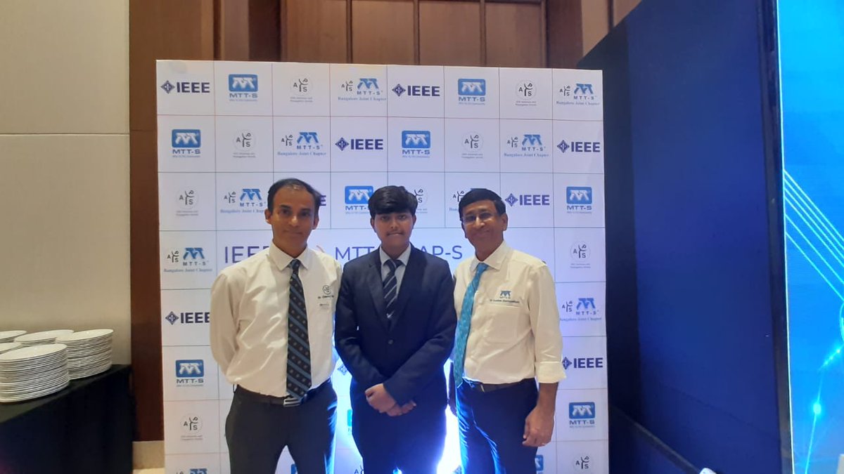 IeeeAec2022's tweet photo. Vice Chair Nilanjan Dutta represented the IEEE Student Branch of Asansol Engineering College and the MTT-S IEEE Asansol Engineering College Student Branch Chapter, at the MAPCON event in Bangalore in 2022. 
#IEEE #mapcon2022 #achievement #bangalore #share #event #engineering https://t.co/kwgi9BkRN7