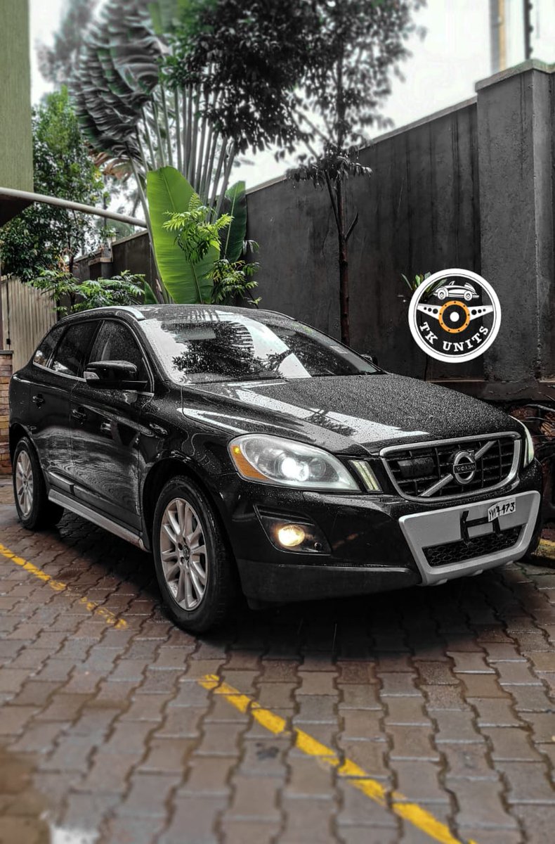 MotorsugCars's tweet photo. 2010 Volvo XC60 T6 AWD 
3000cc
Petrol 
Automatic 

65, 000,000ugx

Call0757979551 

•Lane assist
•Anti collision assist
•3 driving modes
•Blindside mirror
•Reverse📷
•Sunroof
•Push to start
•Leather https://t.co/7QL14H7wE3