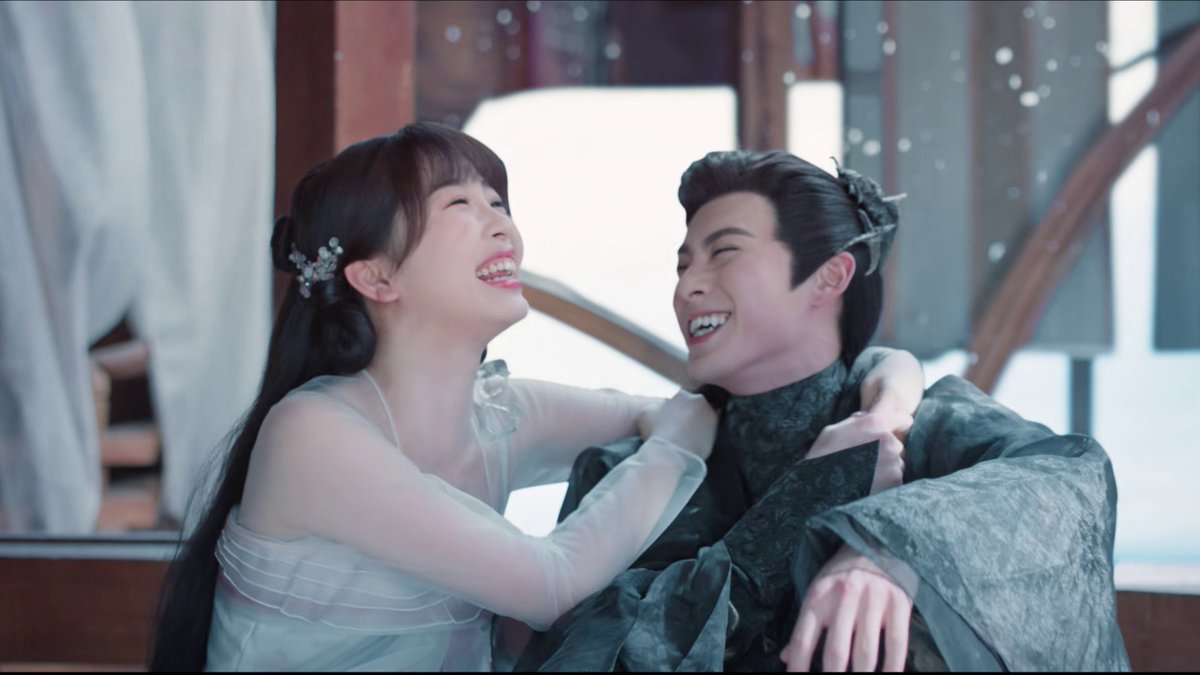 TinyFa3's tweet photo. The most heartbreaking but also the most healing episode of #lovebetweenfairyanddevil because these two weren't Orchid and Dongfang Qingcang anymore but #EstherYu and #DylanWang's true selves 🥲 ↓ https://t.co/HGSUDEg2vU