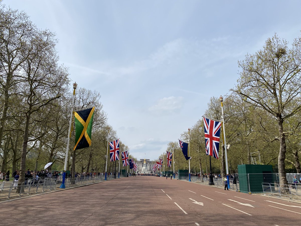 PetrocTrelawny's tweet image. spent Sunday morning in the sunshine walking the route of next Saturday’s Coronation parade. I’ll providing accessible commentary on the whole day with extra description and information #BBCRedButton @BBCiPlayer from 0900 onwards