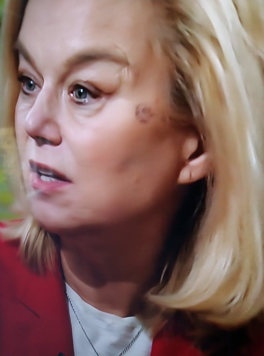 Saskia Stop tweet media