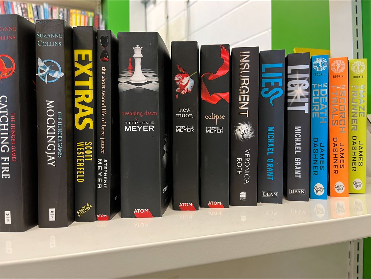 AVEnglishDept's tweet photo. Check out some of the new stock on our LRC shelves ๐ even more books are also on their way very soon! ๐๐ #readingforpleasure #books #readingisimportant @ArrowValeSchool https://t.co/XgWF5biI8d