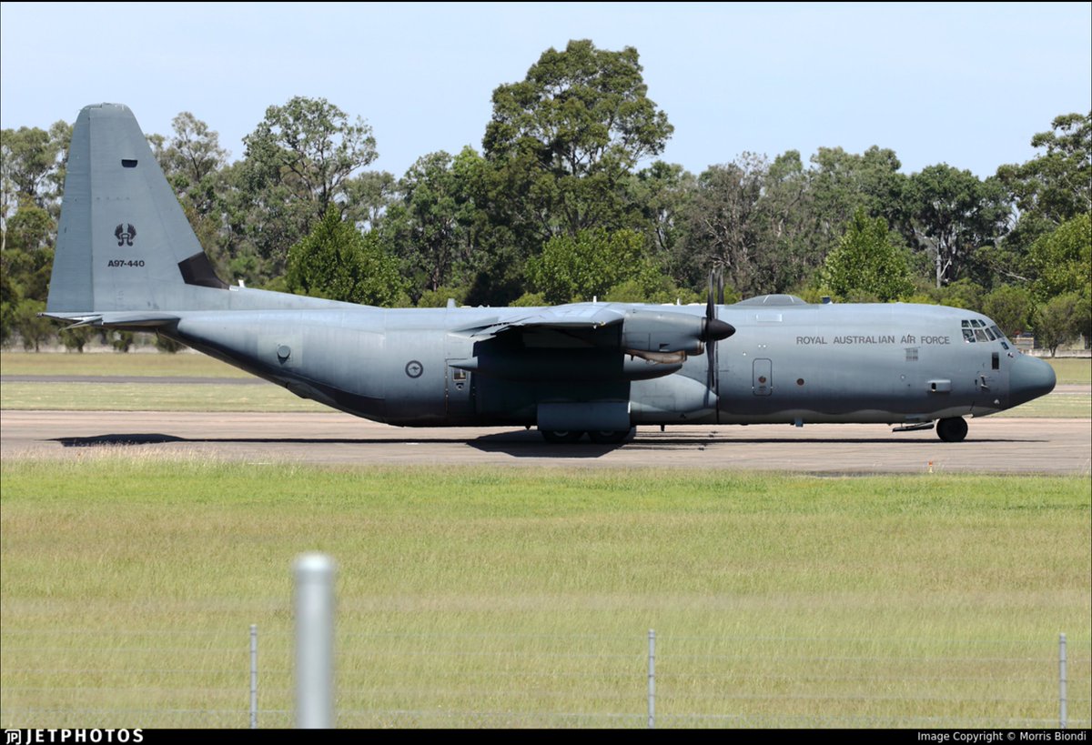 TheSnoopySnoop's tweet photo. Pair of #RAAF 🇦🇺 C-130J Hercules transiting the Sinai Peninsula from Al Minhad Air Base, UAE

#ASY554 #7CF83A A97-467
#ASY555 #7CF830 A97-440

#AvGeek #Planespotting https://t.co/PlB6fuKLb4