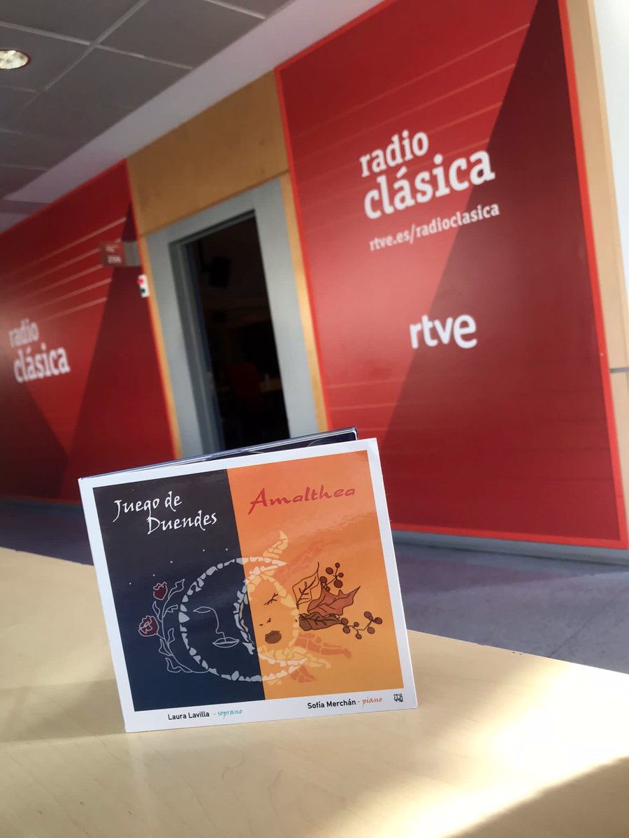 sofiamerchan_'s tweet photo. En rne en el programa Andante con moto, hablando sobre nuestro nuevo disco. Ya podéis escuchar el podcast. Muchas gracias a Luz Orihuela ❤️ https://t.co/I7dgEk00k1