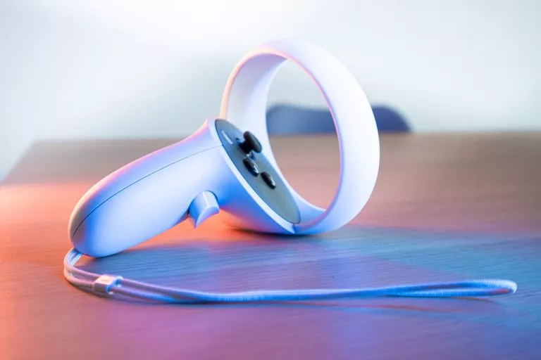 AndyFidel_'s tweet image. How Much Do Consumers Spend on VR? bit.ly/3NkEVQd via @ArInsider #vrhardware #metaverse #spatialnetworks