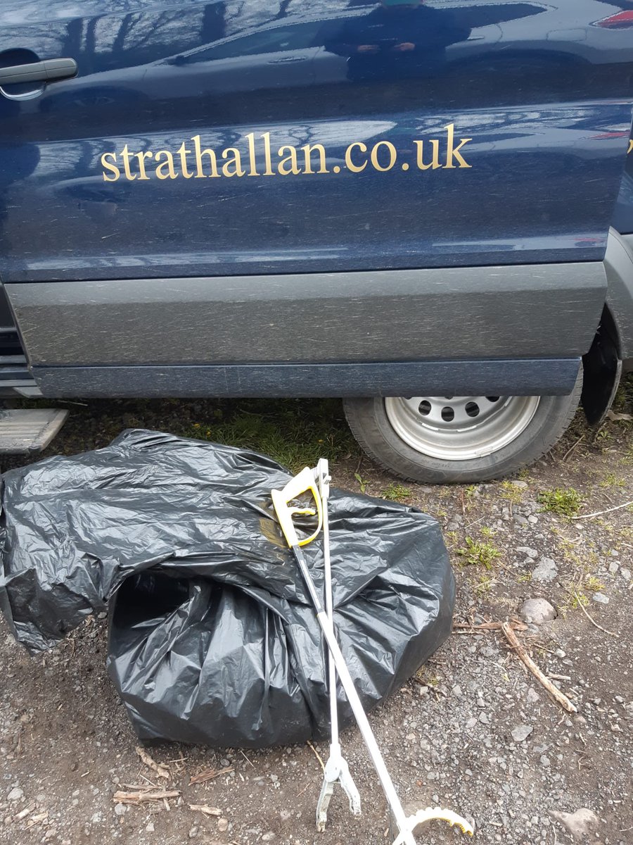 StrathallanSchl's tweet image. Top work from the  @Strath_Academic @StrathallanSchl Fifth Form GCSE Geographers in the River Farg with fieldwork and a great effort with a litter pick to add something back #HardWorkPaysOff #StrathCommunity @RoyalScotGeoSoc @AQAGeog  @KSBScotland @VisitScotland