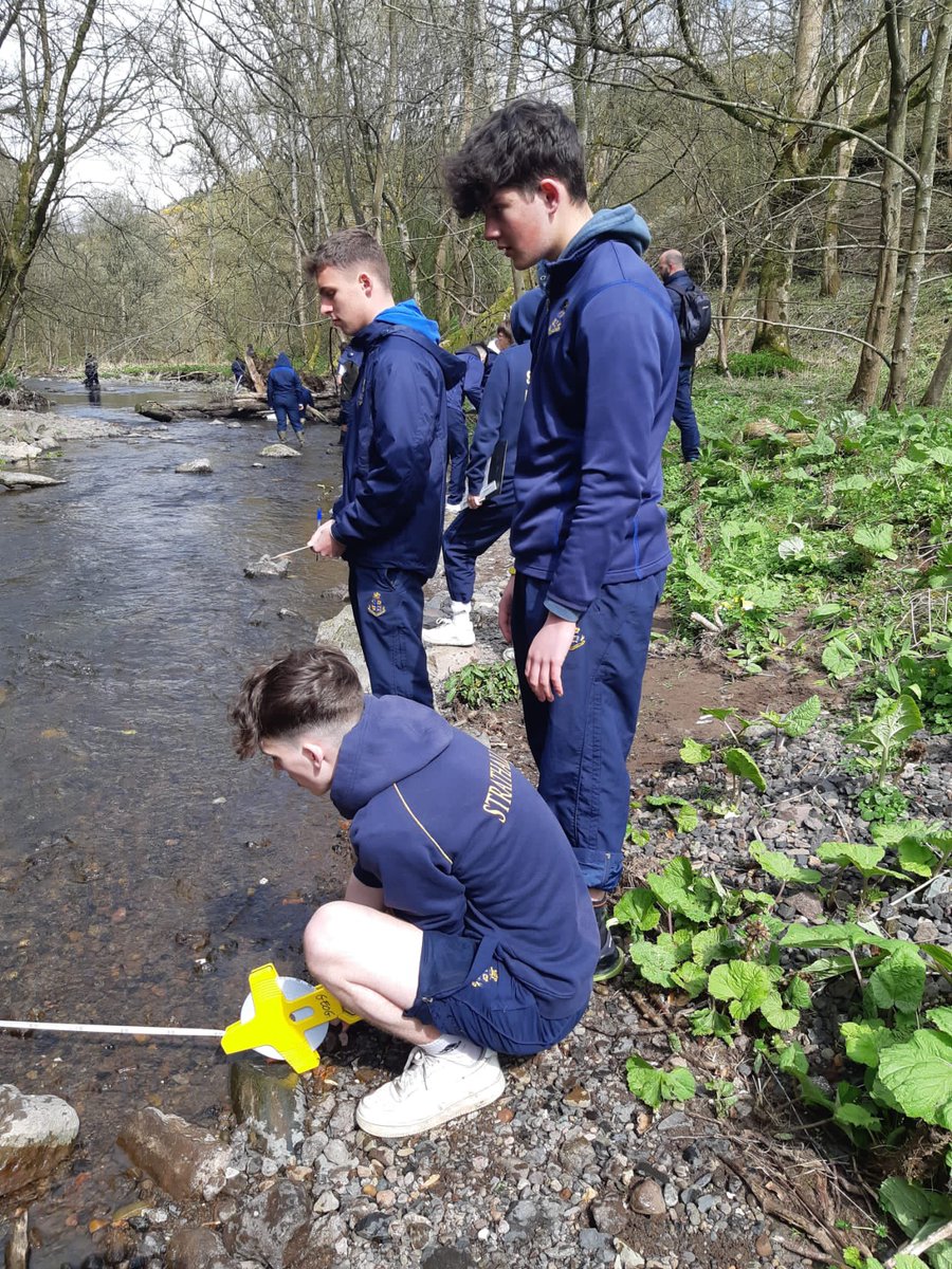 StrathallanSchl's tweet image. Top work from the  @Strath_Academic @StrathallanSchl Fifth Form GCSE Geographers in the River Farg with fieldwork and a great effort with a litter pick to add something back #HardWorkPaysOff #StrathCommunity @RoyalScotGeoSoc @AQAGeog  @KSBScotland @VisitScotland