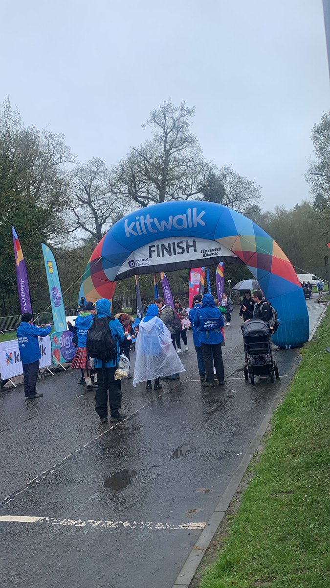 Waiting to cheer our #TeamSFAD walkers across the finish line at @thekiltwalk 👏🏼 #KiltwalkGlasgow