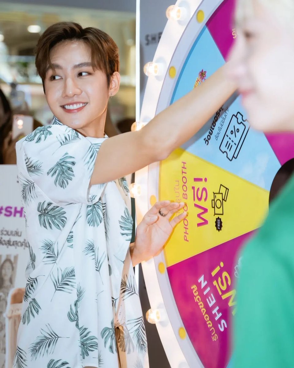 marksiwat_jfc's tweet photo. Mark IG up
※タイのみ
SHEINアプリでコード「marksiwat」を使用して 15%off
自由にイベントに参加できる方には、25%offコードがあり現金の代わりに使用できるバウチャーを差し上げます
LG floor, Siam Square One
Time: 11.00 am-10.00 pm
Date : 28 Apr - 1 May
#MSIWAT
#SHEINth #meetSHEIN https://t.co/obDIVcKeYW