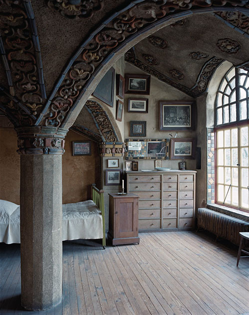 kicking_carbs's tweet photo. Victorian Bedroom, Mercer House, Doylestown, Pennsylvania #VictorianBedroom #MercerHouse #Doylestown #Pennsylvania https://t.co/CfUyQRloXR https://t.co/NDcmKbkufw