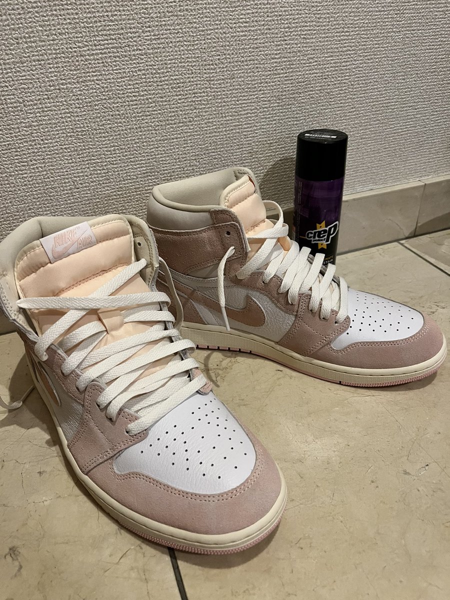 yochi55488566's tweet photo. コレもかちょイイ!!
爽やか、鮮やかな色合い。
写真だと色合いが難しい。
#aj1ハイOG
#WashedPink https://t.co/KH6q34nX6B