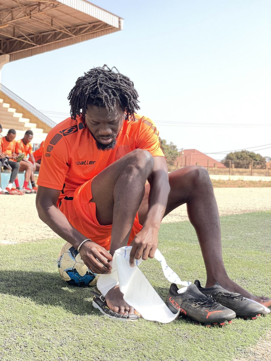 HACofficiel's tweet photo. ๐ธ Arrivรฉs dans la soirรฉe de ce samedi ร Labรฉ, les Matamkas ont effectuรฉ la reconnaissance du stade Saifoulaye Diallo ce matin. Pour les exclusivitรฉs, on se capte en ๐ฆ๐๐ผ๐ฟ๐ ๐๐คณ
#FelloHAC
#PanAfricanTeam ๐ดโช๏ธ https://t.co/c7bRxEhE2P