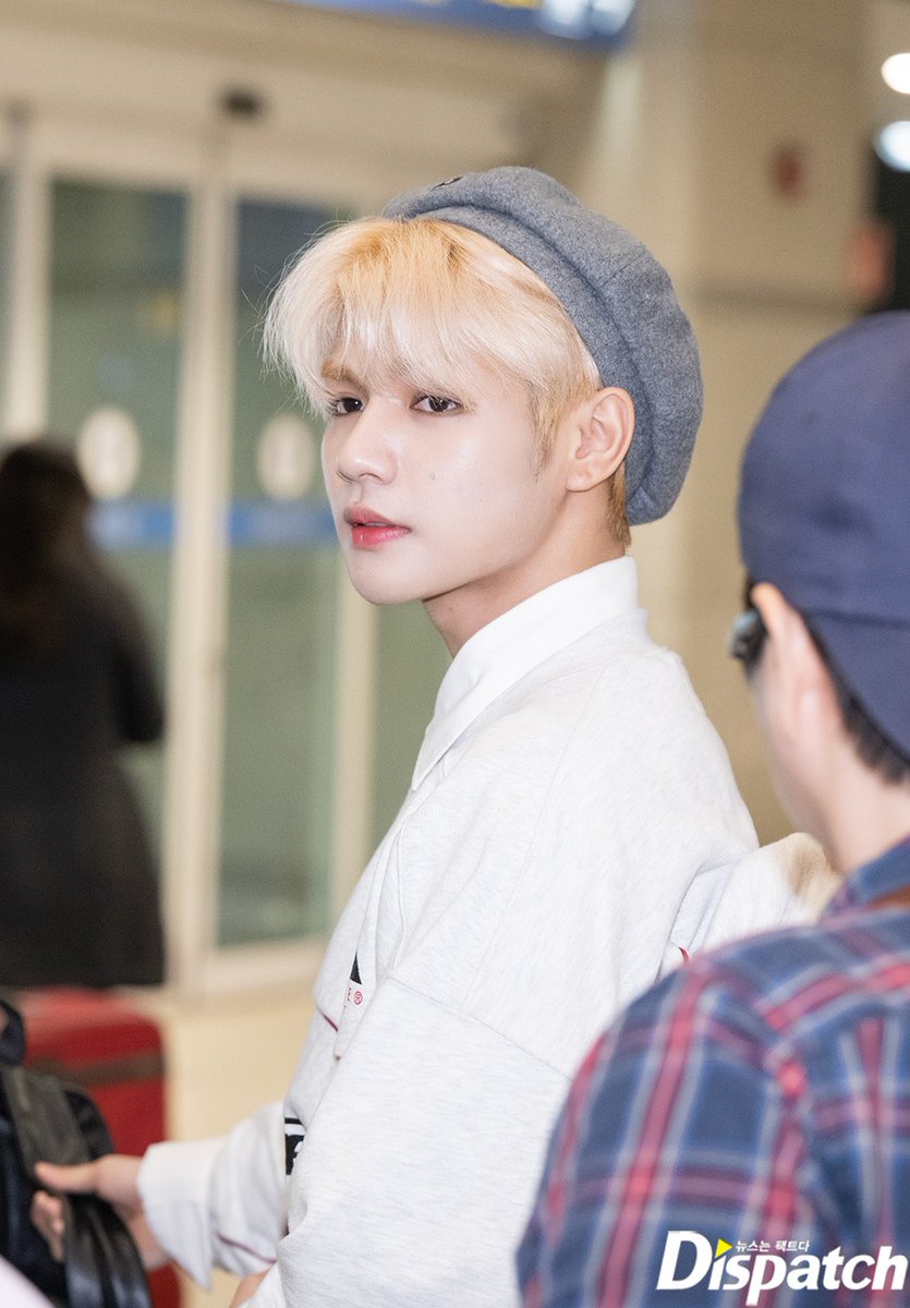 myreyster's tweet photo. 📸 [PHOTOS] 230430

📍Incheon Airport, Korea 🇰🇷

#KIM #킴 #HORI7ON #호라이즌 https://t.co/8oPwsjwTPo