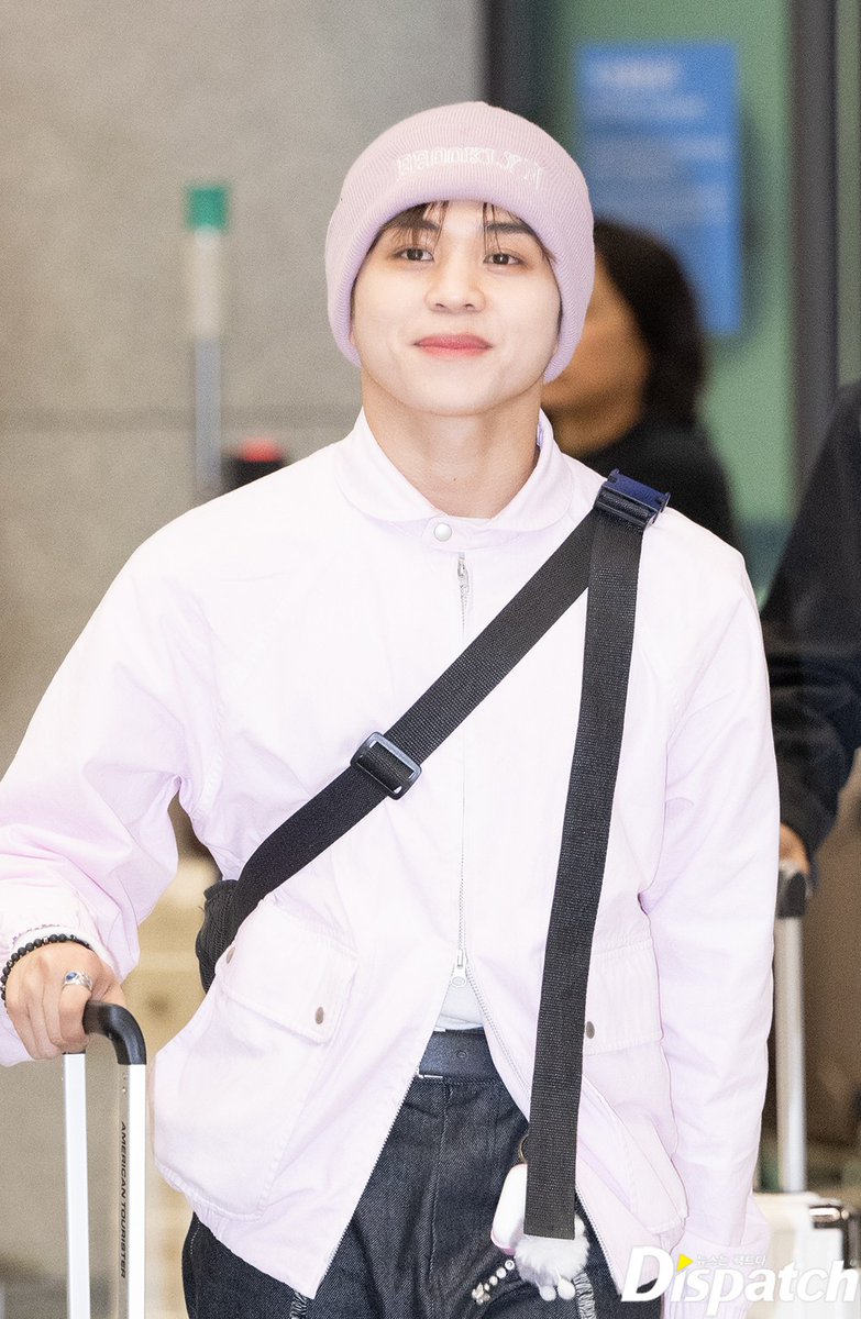 📸 [PHOTOS] 230430 (1/2)

📍Incheon Airport, Korea 🇰🇷

#VINCI #빈치 #HORI7ON #호라이즌