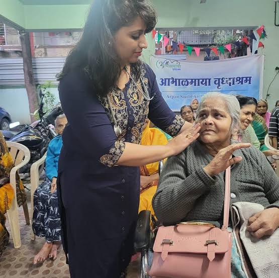 *NGO Name:* Abhalmaya Old Age Home

*Address:* National Park, Manik Baug, Sinhagad Road. Pune 

*Description:* Abhimalya Old Age Home is located at Sinhgad road, Pune. It has nursing facility also. As a result it becomes very easy for the old people to get medical facility.