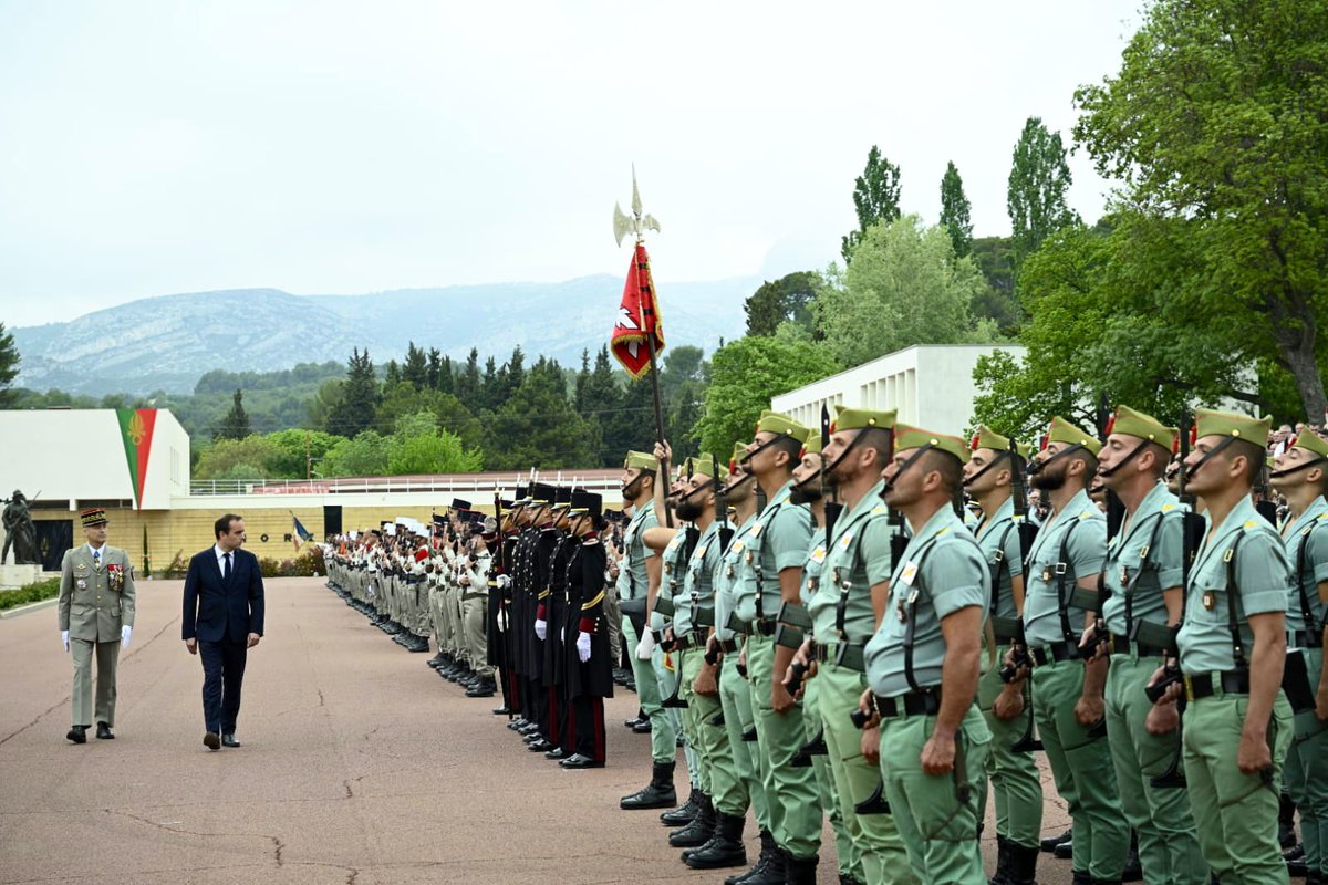 SebLecornu's tweet photo. Il y a 160 ans, au fond d’une hacienda à Camerone au Mexique, les légionnaires d’alors ont écrit l’Histoire.

À 65 contre 2 000, ils ont résisté et rempli leur mission au sacrifice de leur vie. Avec honneur et fidélité. 

Legio Patria Nostra ! https://t.co/0DIh28RpT6