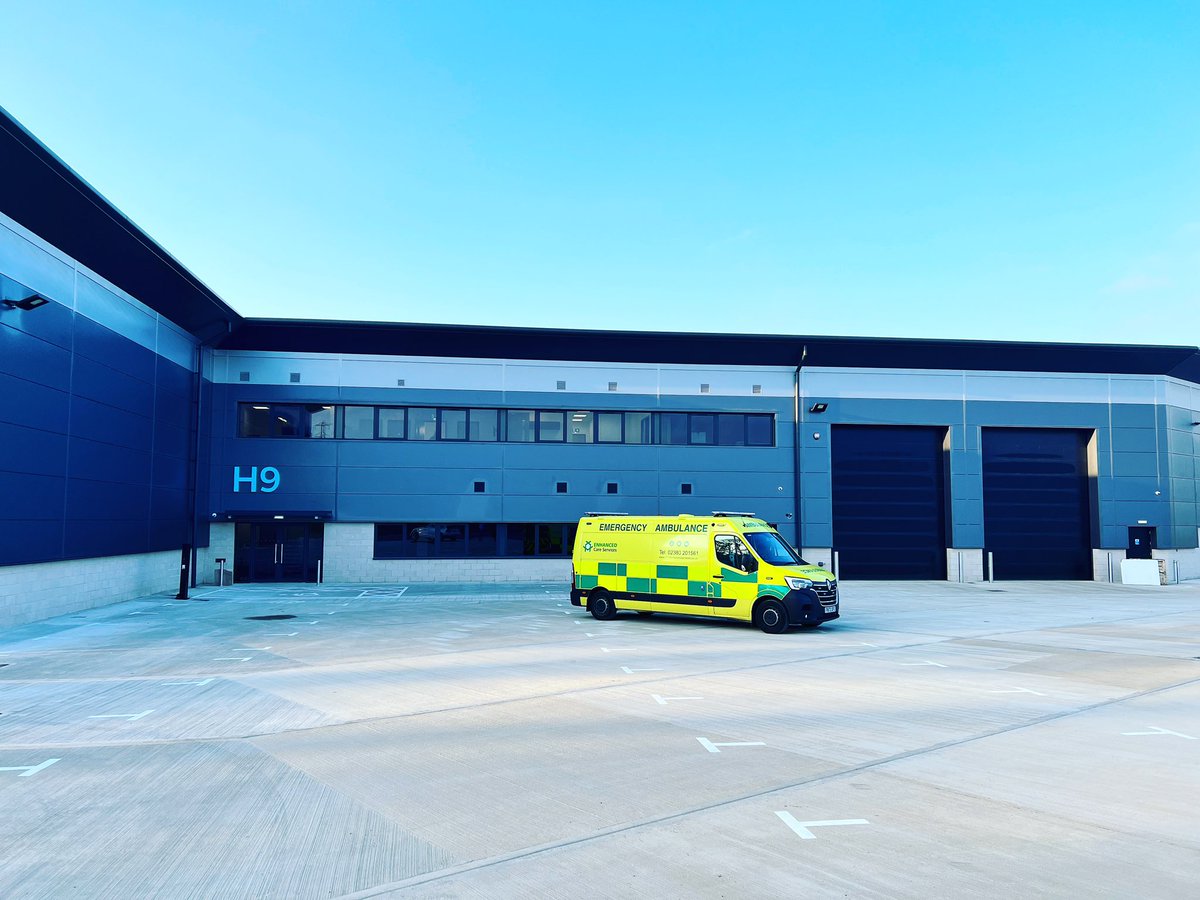 Experienced Paramedic? Want to progress and lead a team? 

Check out our Paramedic Clinical Team Leader role on NHS Jobs! E0225-23-0000

✅ Funded development 
✅ Lead a team of passionate people 
✅ Brand new HQ 
✅ Effect change 
✅ Protected admin time 

Join #TeamECS