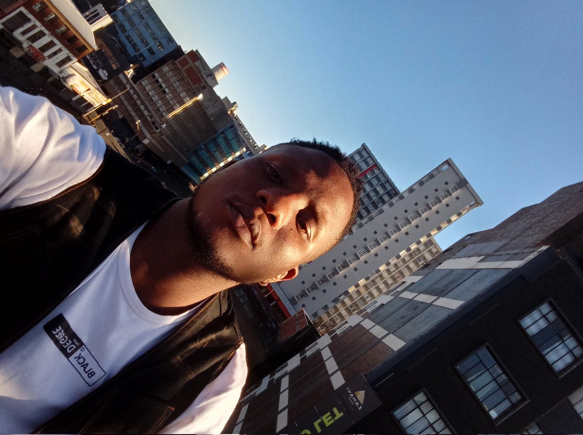 LyrikalBusta's tweet photo. April gave birth to many Highs. 
#AprilPhotoDump 🤲🏾 https://t.co/SH09KxVZDN