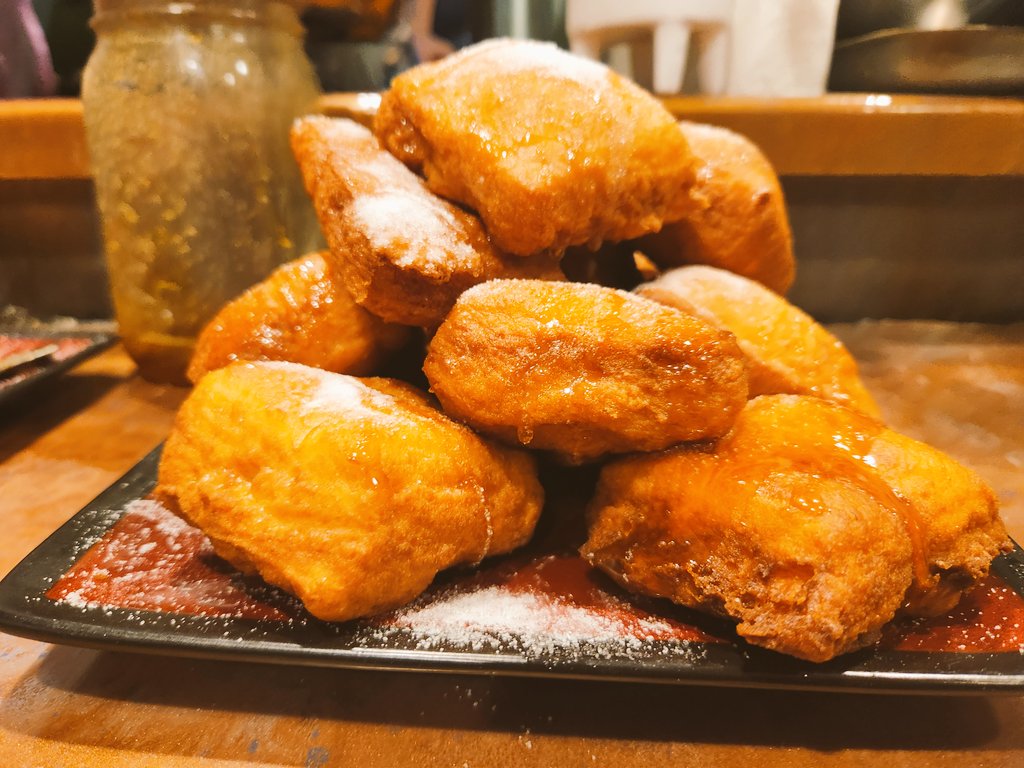 ChikyuSei's tweet photo. Hey! 🪷It's been a bit. I hope all is well and also.. 
I MADE BEIGNETS!!☆☆✨️
they were absolutely amazing, mwah!🤌 https://t.co/cVX3zDUS6W