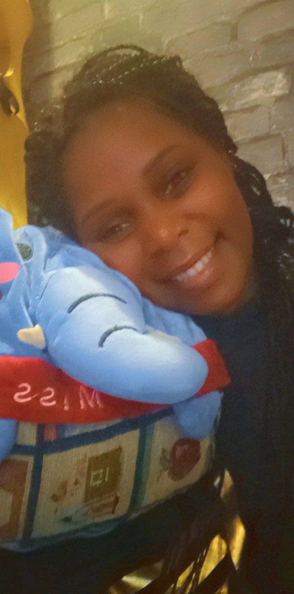 Bon juste pour vous faire rire ,un  élève a tellement échoué que le prof lui fait une faveur il doit écrire les noms de 5joueurs .qu'il connait .1 _moi, m'aide çà la : 2_qu'il mes bas peux :3_lion,n'elle met ci :4_ça dit au manée.5_cris si à nos reau nal do