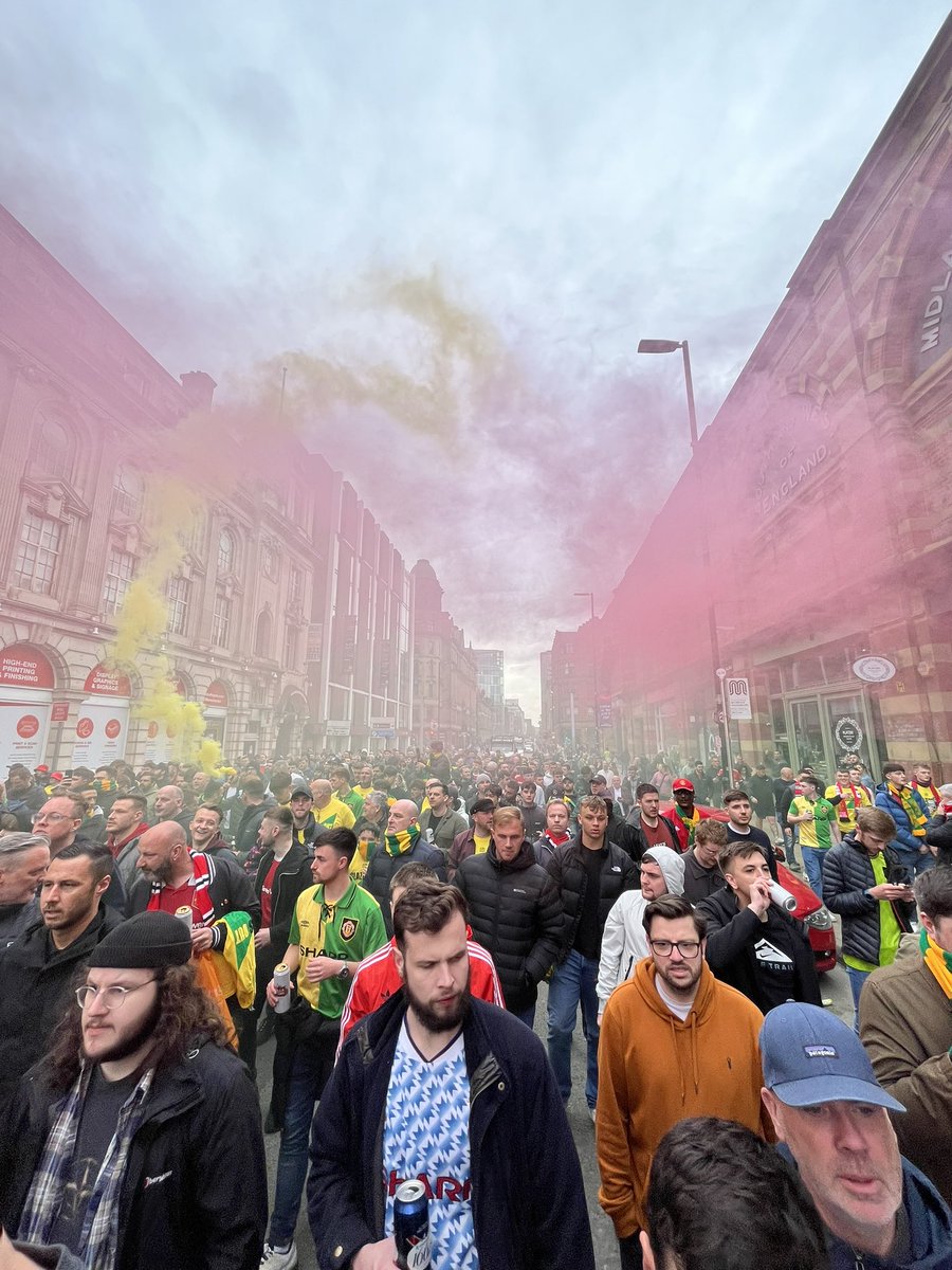 anniesdad48's tweet image. MCR shut down. 👊🏼🇾🇪🗣️🗣️ @The__1958 #GlazersOut