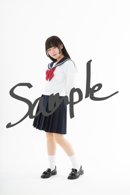 アクスタ、生写真 サンプルです 発売本日までなので是非 