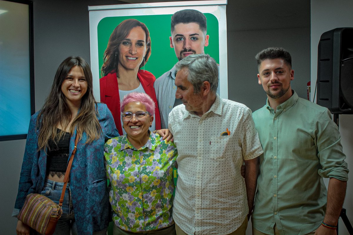 Mas_Parla_'s tweet photo. 🔭 El broche de la semana lo pone una mesa de ponentes espectaculares que han explicado el programa económico de Más Madrid y presentado el ambicioso «Plan Reindustria», clave para el futuro desarrollo de la región.

🔜 Lo próximo es una #Parla próspera. https://t.co/vR0WoMJcmH