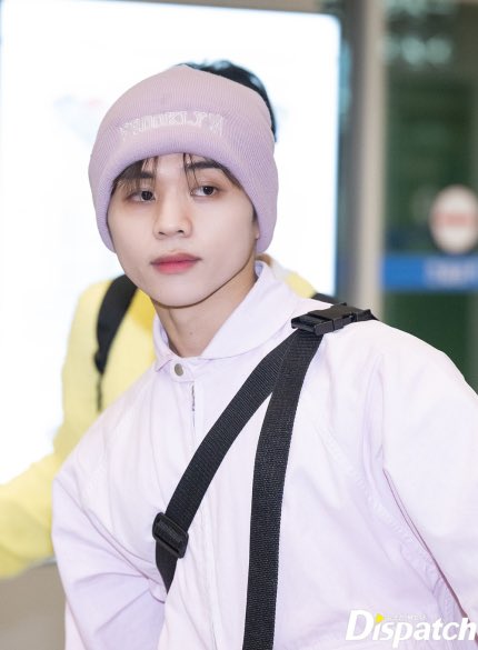 HORI70N's tweet photo. 📍 Incheon, Korea

"Member Vinci walked out of the arrival hall with confident steps."

📸 Dispatch https://t.co/BB2aYrzWnK