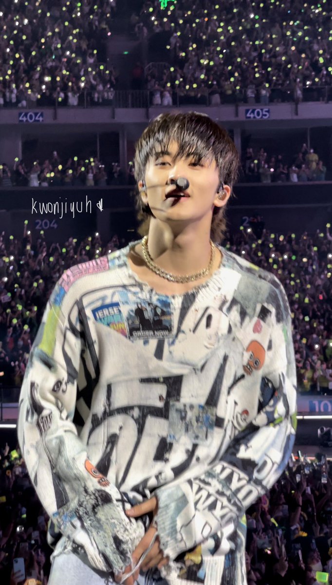 LOOKSMKL's tweet photo. gorgeous https://t.co/kfJWonqmWy