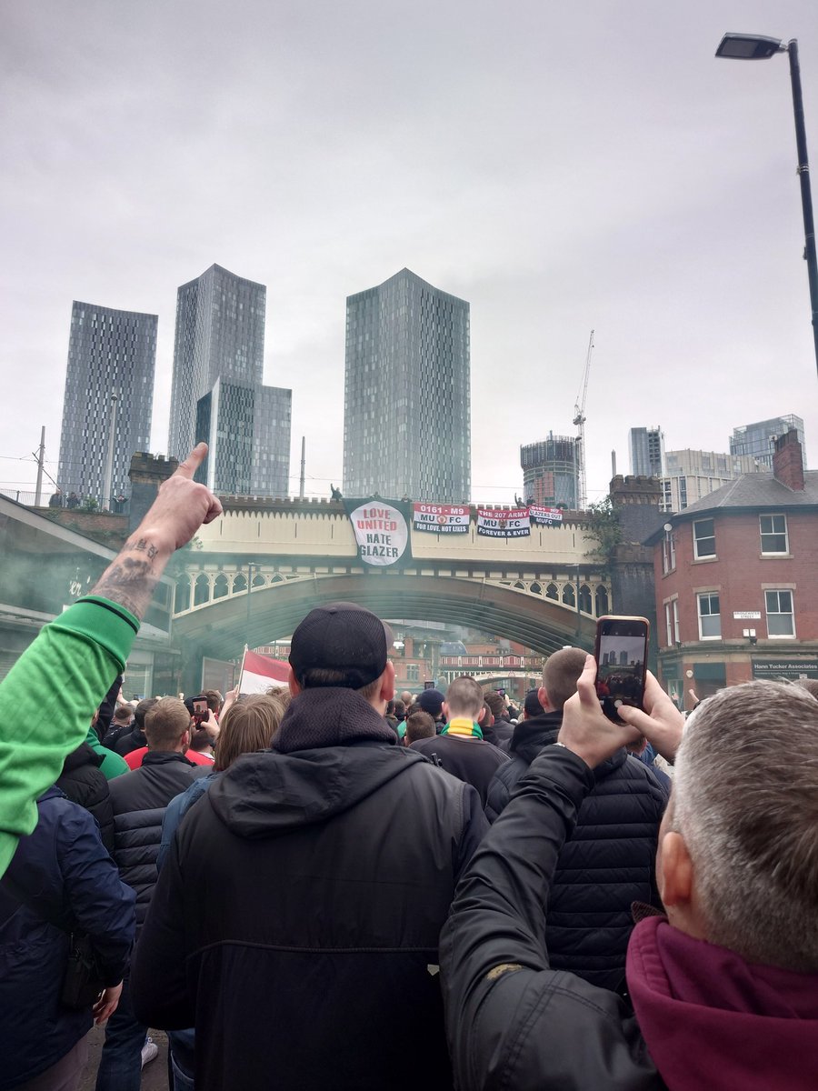 akomandowskyi's tweet photo. #GlazersOut https://t.co/9Ec0UcH48Y