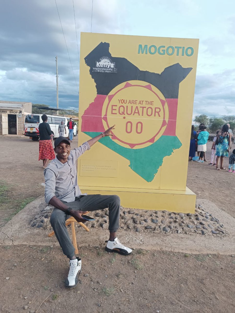 innocent_mutugi's tweet photo. Tour guide https://t.co/eOldf6c4dZ