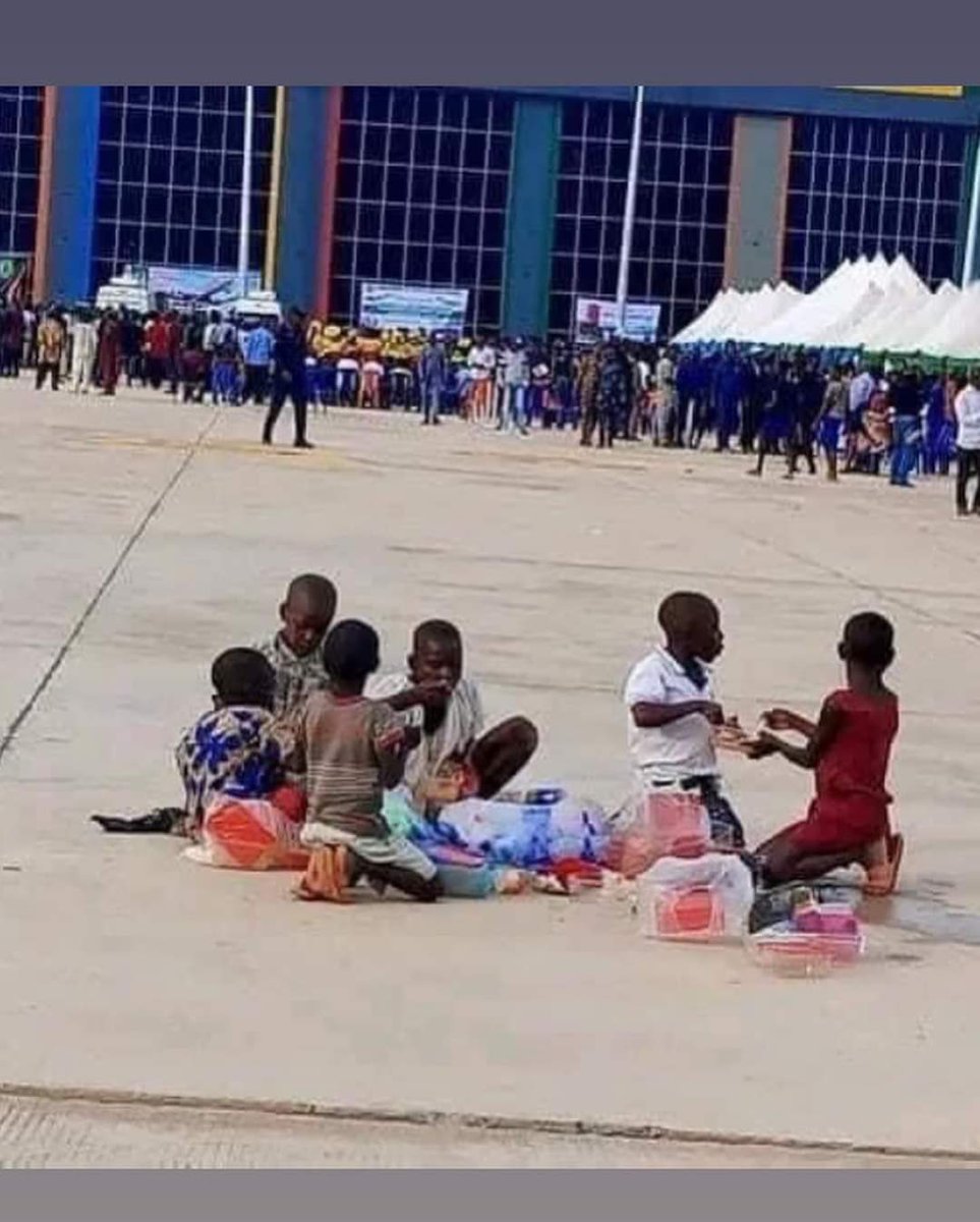 drpenking's tweet photo. Ebonyi Airport was constructed with a budget of 36 billion Naira and  another 10 billion Naira set aside for take off. Second frame is a picture of Ebonyi children eating leftover food after the commissioning of the hyper inflated project because their parents who are Ebonyi https://t.co/lPcBbBwyok