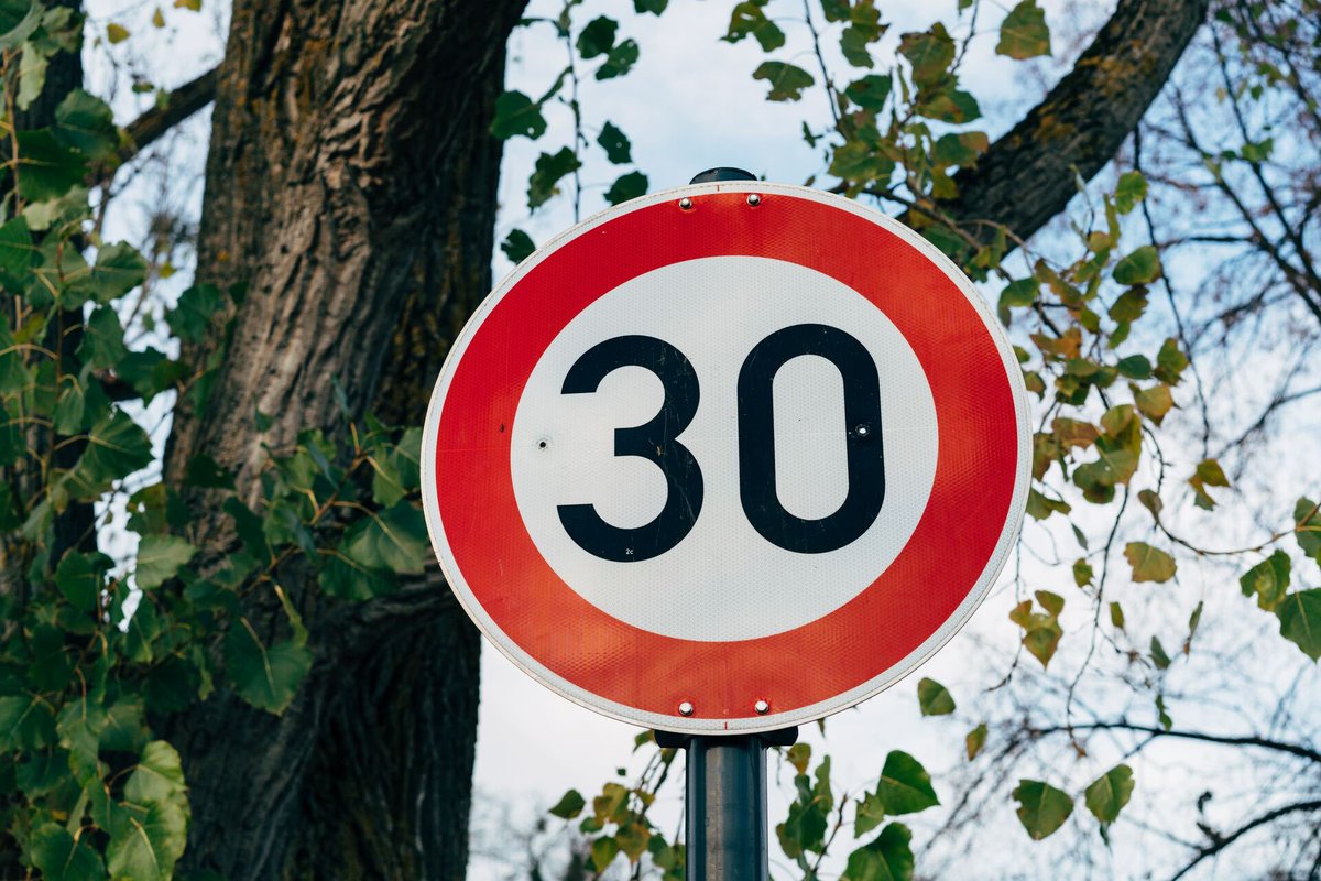 RTL Today: Letters: Let's colour our 30 km/h zones
RTL Today contributor Charlotte Nauta explains why creative solutions are needed to get drivers to stick to 30 km/h in Luxembourg's cities.  today.rtl.lu/opinion/letter…