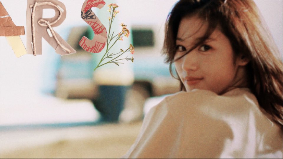 you drew stars ✨ 
— a #satzu au

wherin, tzuyu’s pointless life suddenly became full of stars when sana started writing stars in her life.

“out of all the stars that I could gaze my eyes on, I chose to look at you, for your light shines upon others.”