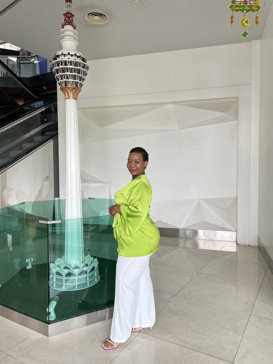 Lithilovely's tweet image. Beautiful Sunday at KL Tower ❤️